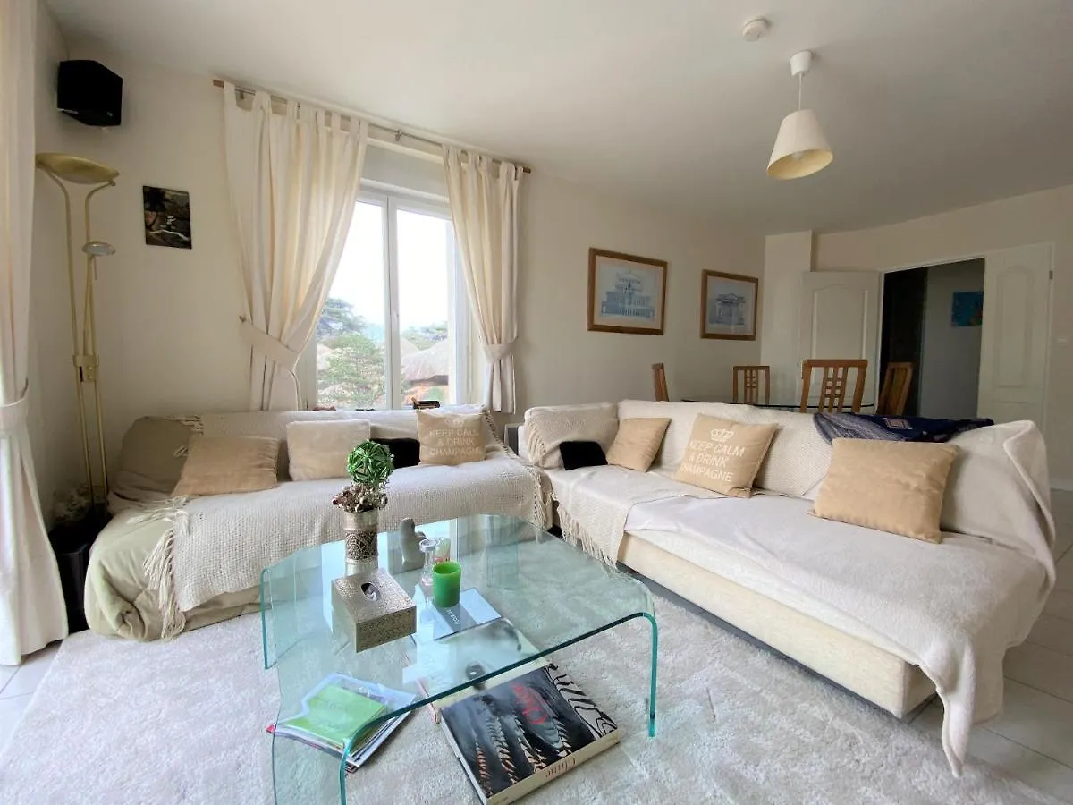 Appartement Vue Sur Mer Plage Du Coz-Pors A Tregastel - Ref 607